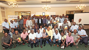 Mechanics-who-were-empowered-by-the-Filpro-enterprise-development-programme-receiving-their-certificates-002_opt.png